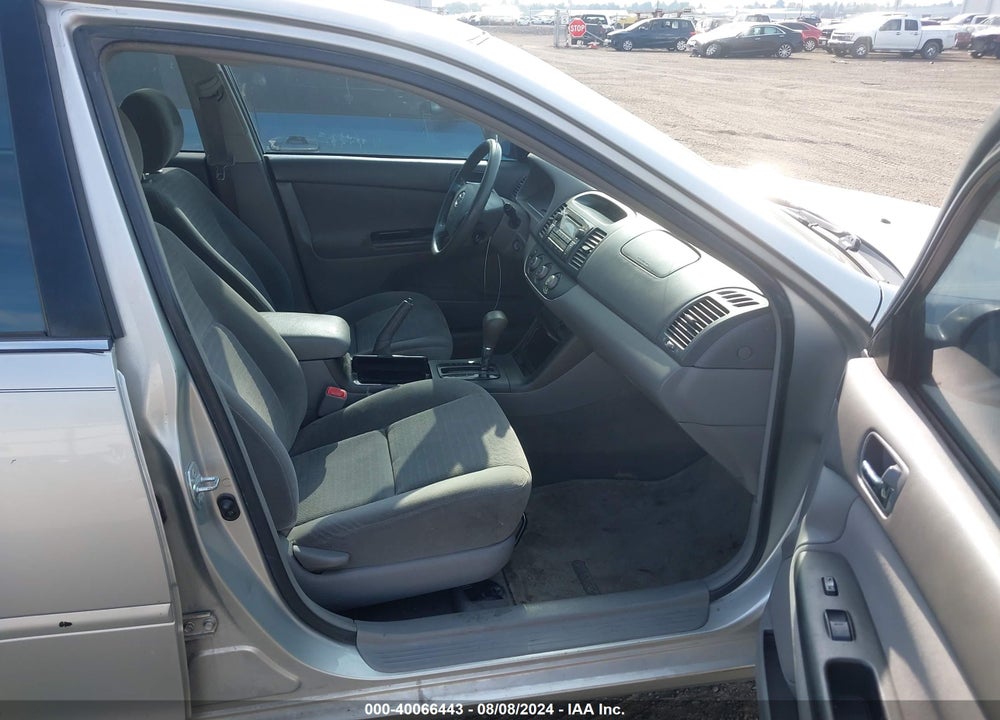 2005 TOYOTA CAMRY STD/ VIN: 4T1BE32K75U961880