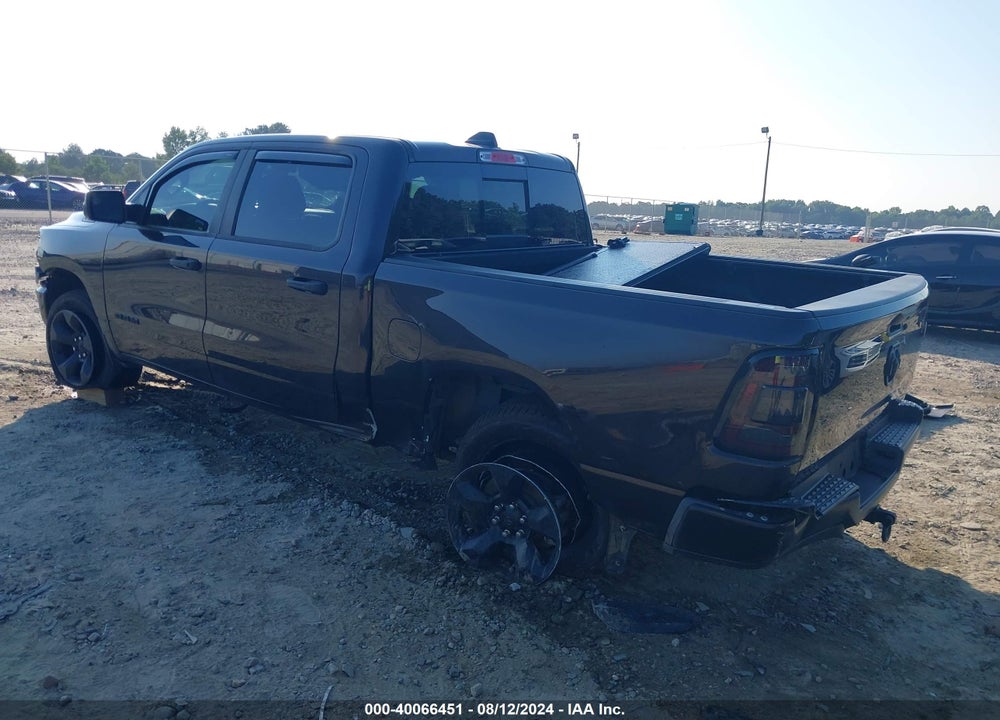 2019 RAM 1500 VIN: 1C6RREGT9KN613497