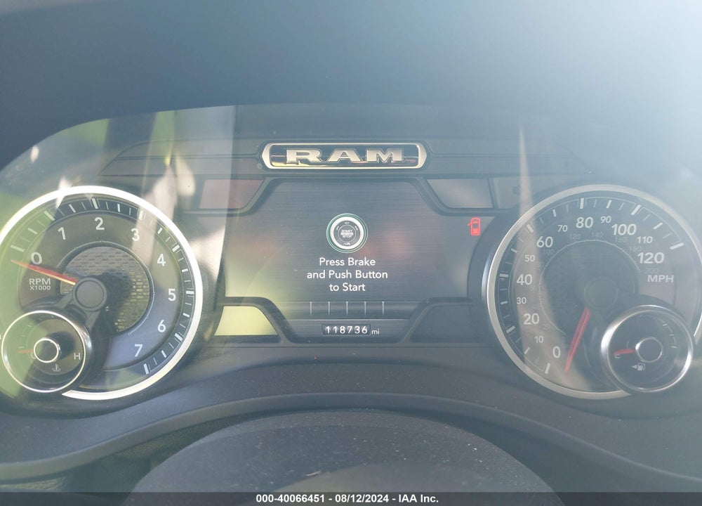 2019 RAM 1500 VIN: 1C6RREGT9KN613497