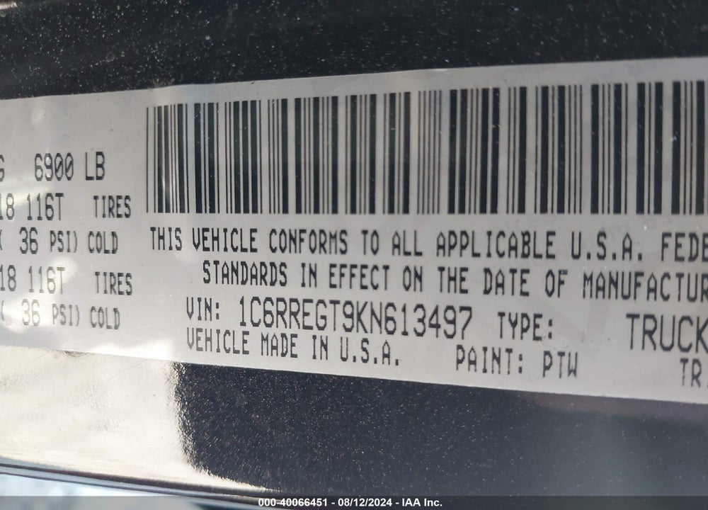 2019 RAM 1500 VIN: 1C6RREGT9KN613497