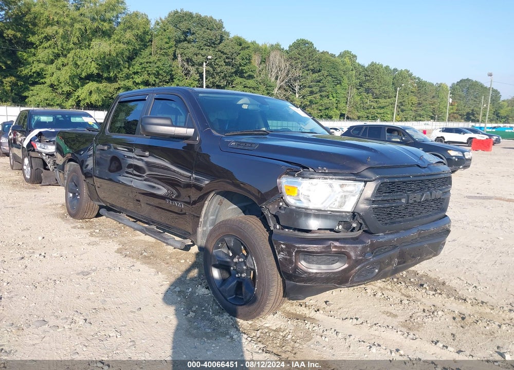 2019 RAM 1500 VIN: 1C6RREGT9KN613497