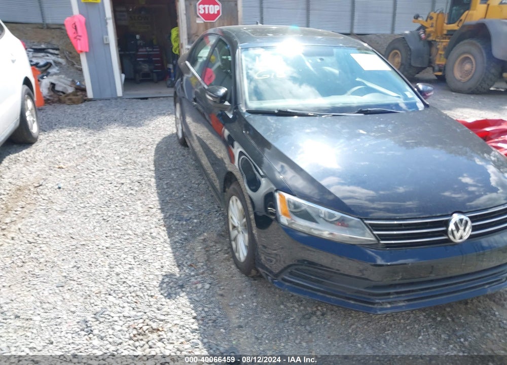 2015 VOLKSWAGEN JETTA 1.8T SE VIN: 3VWD17AJ0FM325328
