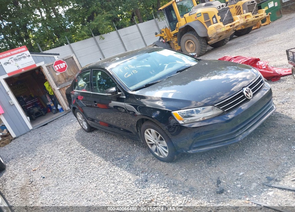 2015 VOLKSWAGEN JETTA 1.8T SE VIN: 3VWD17AJ0FM325328