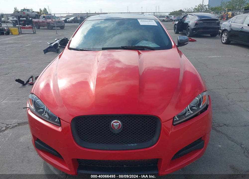 2015 JAGUAR XF VIN: SAJWA0F7XF8U54814