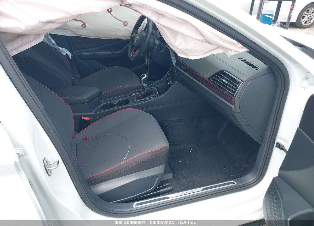 2024 VOLKSWAGEN JETTA GLI VIN: 3VW8T7BU2RM029624