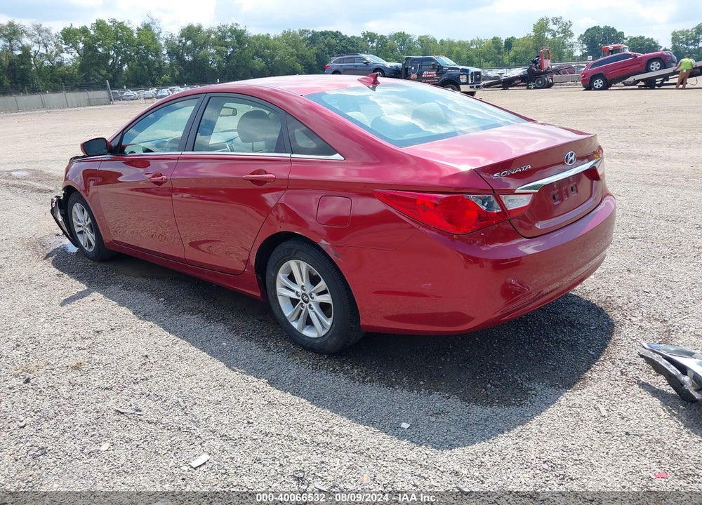 2013 HYUNDAI SONATA GLS VIN: 5NPEB4AC2DH780740