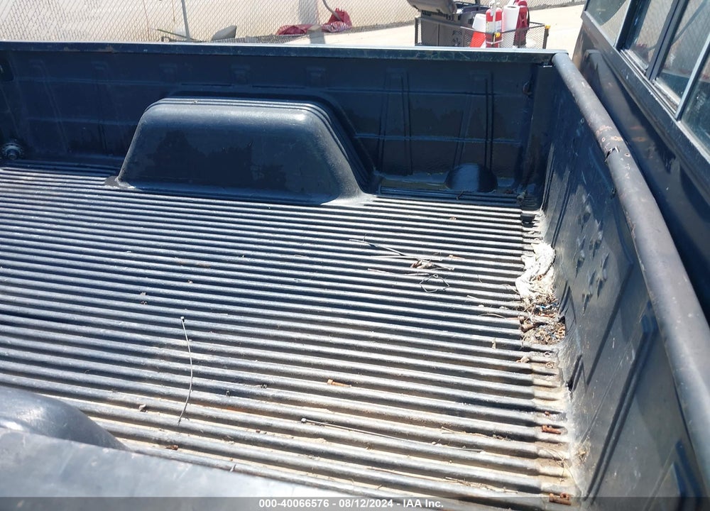 1988 CHEVROLET S TRUCK S10 VIN: 1GCBS14RXJ2193684