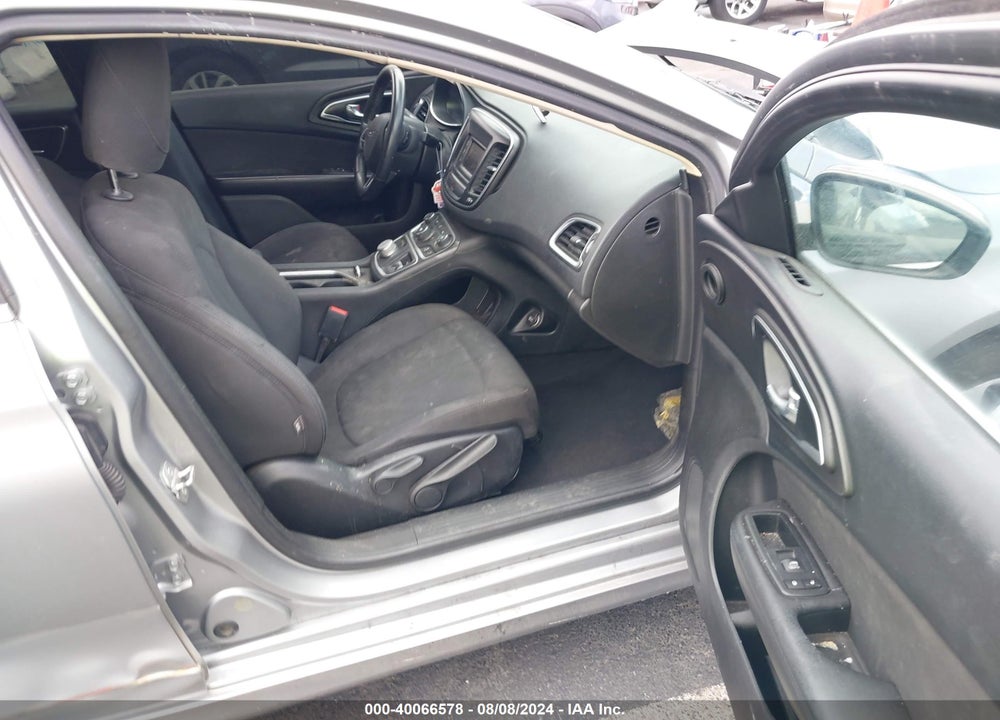 2016 CHRYSLER 200 VIN: 1C3CCCAB8GN154785