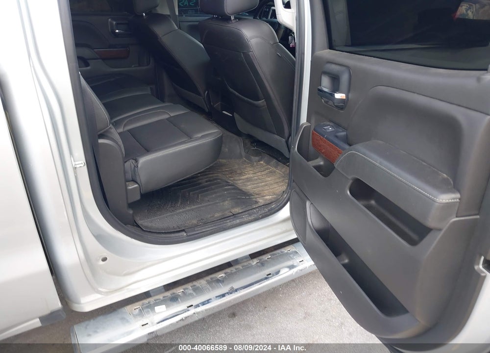 2018 GMC SIERRA 1500 SLT VIN: 3GTU2NECXJG196666