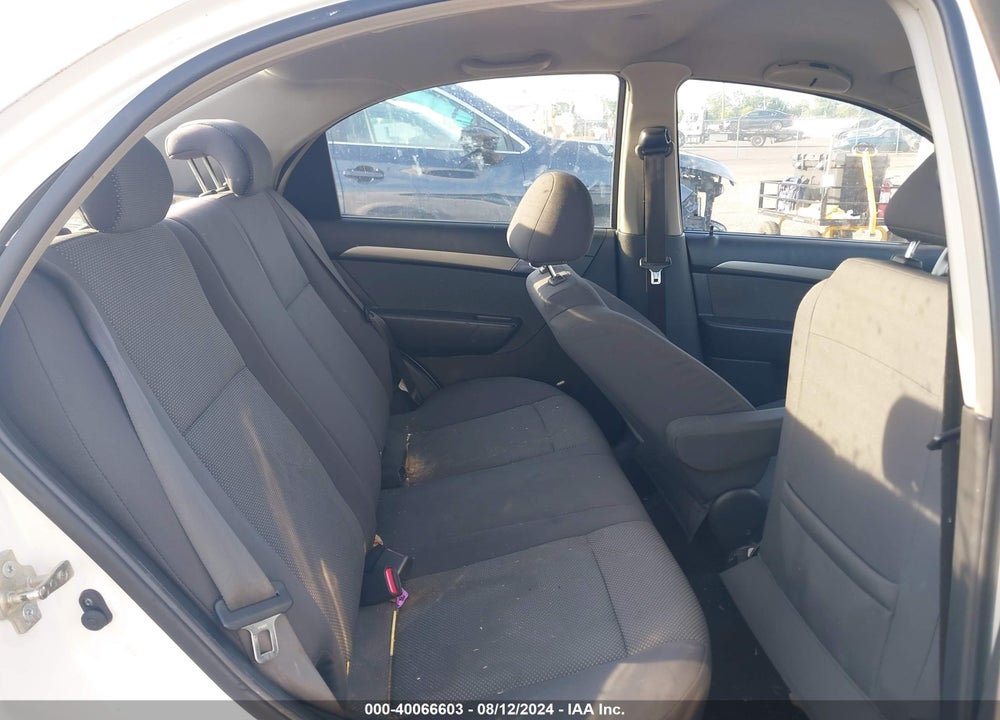 2007 CHEVROLET AVEO LS VIN: KL1TD56687B140572