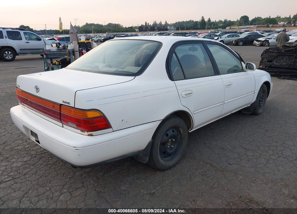 1993 TOYOTA COROLLA LE VIN: 1NXAE00E4PZ056748