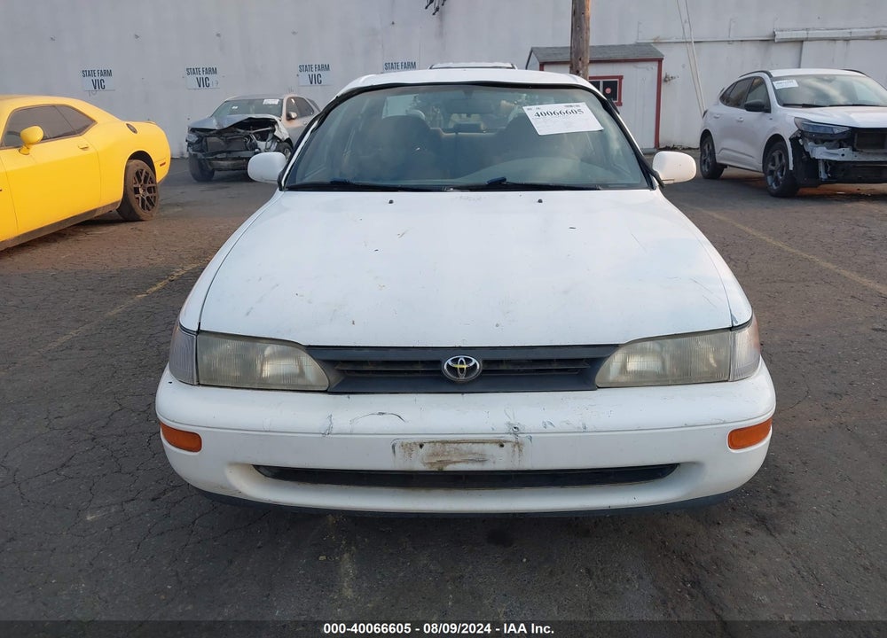 1993 TOYOTA COROLLA LE VIN: 1NXAE00E4PZ056748