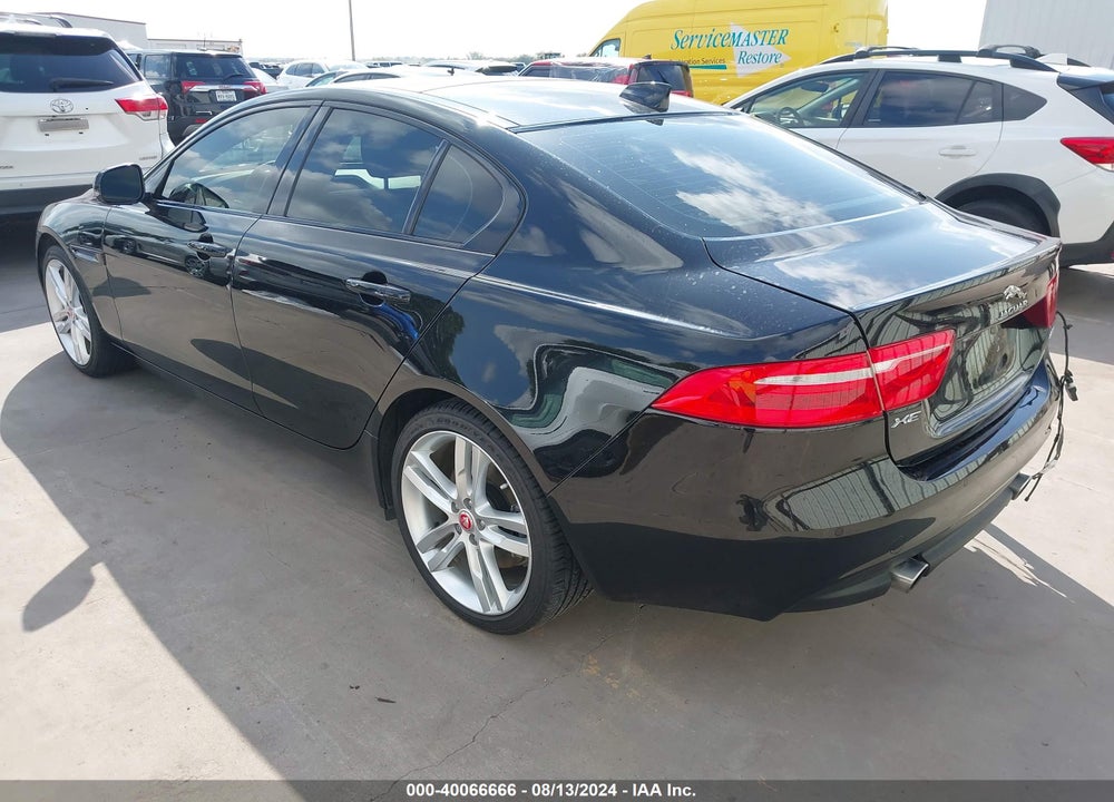 2019 JAGUAR XE 30T PRESTIGE VIN: SAJAE4GX6KCP54121