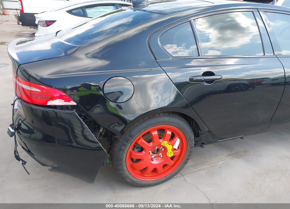 2019 JAGUAR XE 30T PRESTIGE VIN: SAJAE4GX6KCP54121