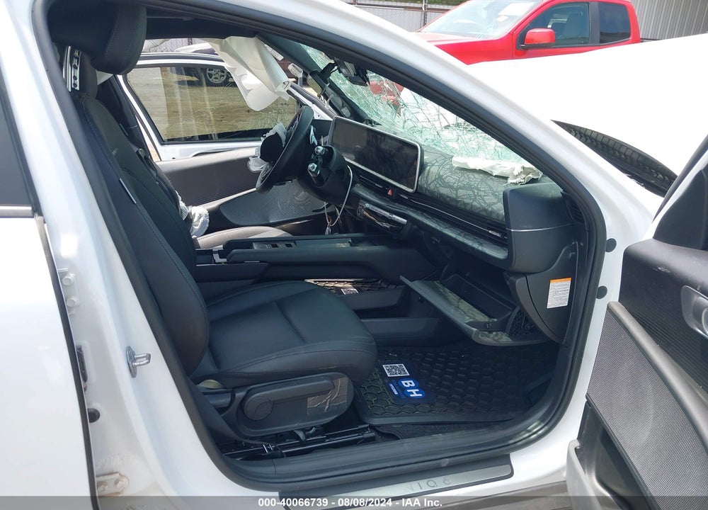 2024 HYUNDAI IONIQ 6 SEL VIN: KMHM34AA5RA073486