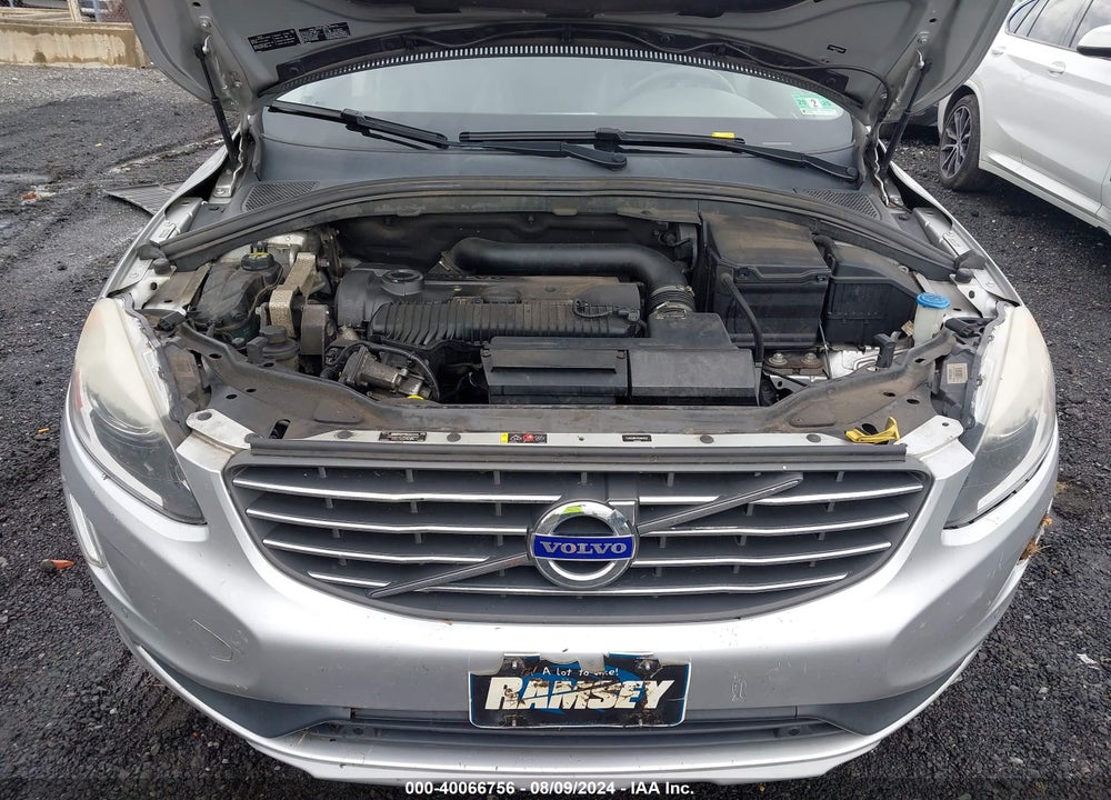 2016 VOLVO XC60 T5 PREMIER VIN: YV4612RK7G2844622