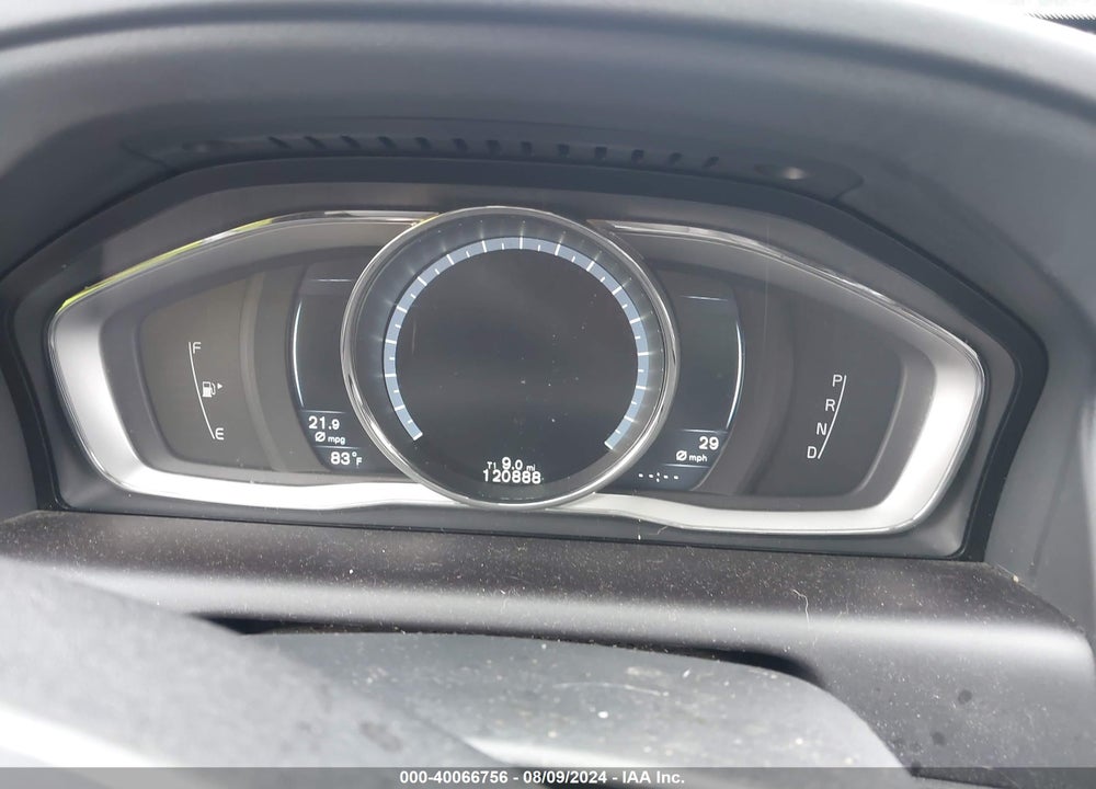 2016 VOLVO XC60 T5 PREMIER VIN: YV4612RK7G2844622