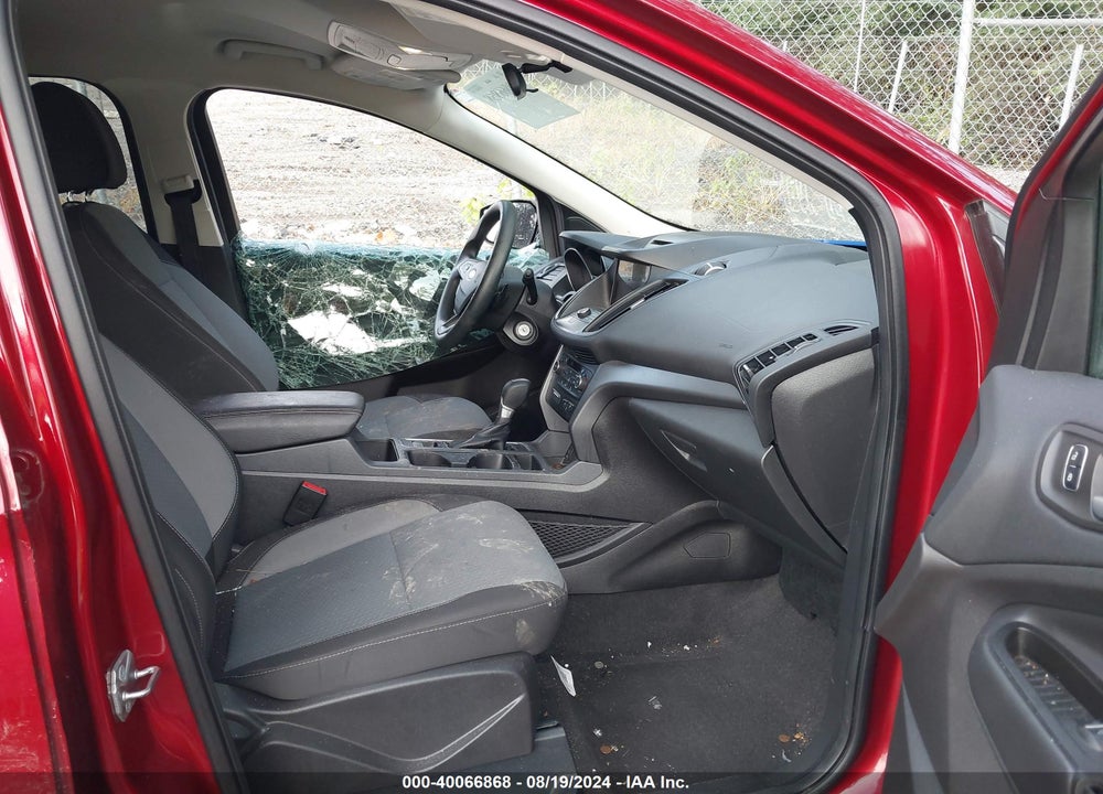 2017 FORD ESCAPE SE VIN: 1FMCU0GD5HUA12588