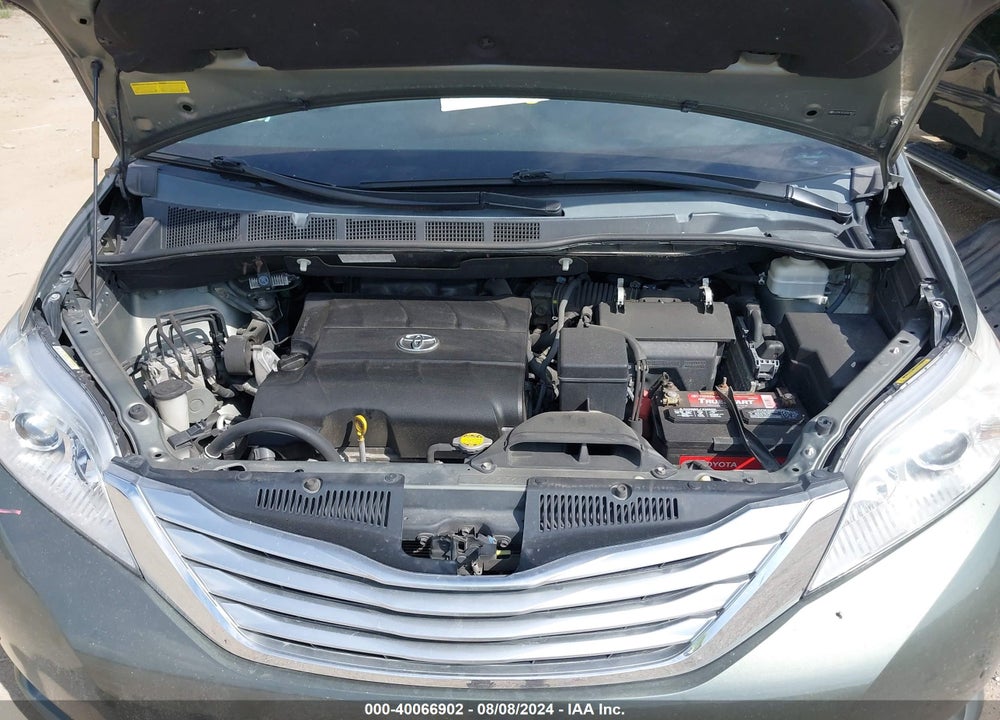 2011 TOYOTA SIENNA LIMITED V6 VIN: 5TDYK3DC0BS019537