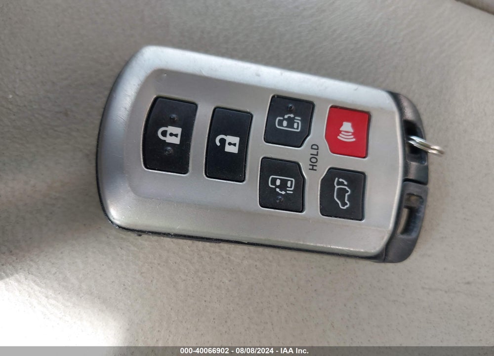2011 TOYOTA SIENNA LIMITED V6 VIN: 5TDYK3DC0BS019537