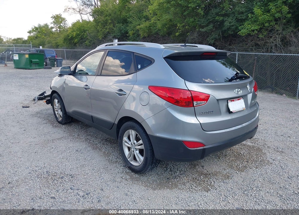 2011 HYUNDAI TUCSON GLS VIN: KM8JU3AC2BU168748