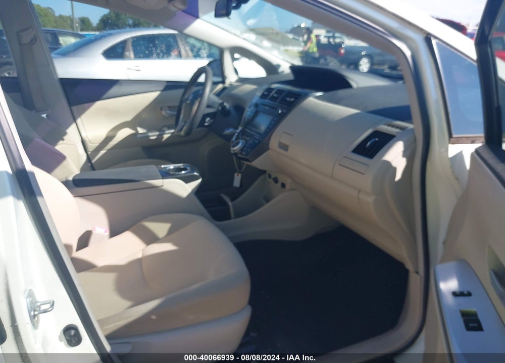 2012 TOYOTA PRIUS V THREE VIN: JTDZN3EUXC3091397