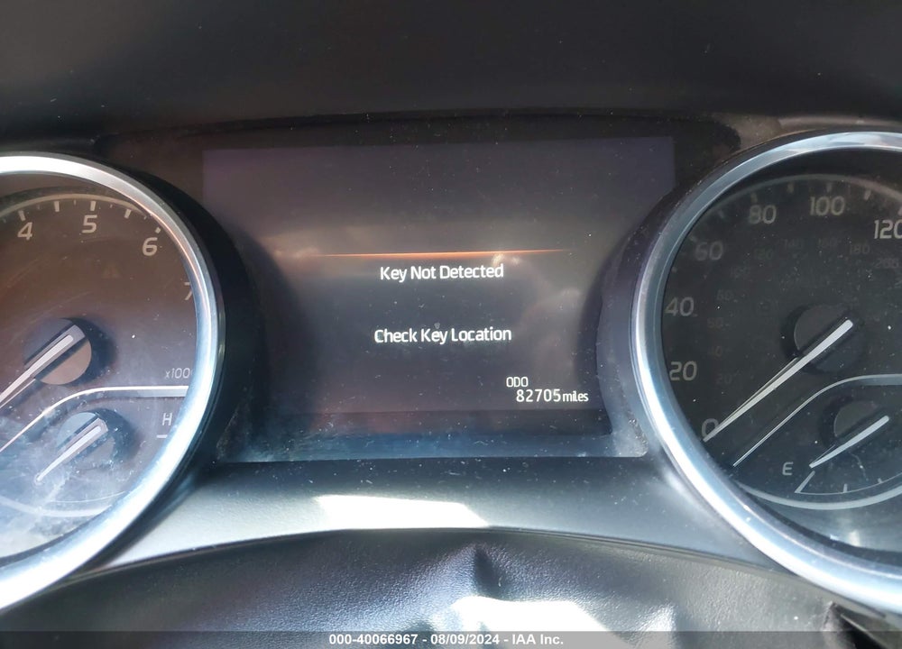 2018 TOYOTA CAMRY XLE VIN: 4T1B11HK5JU128547