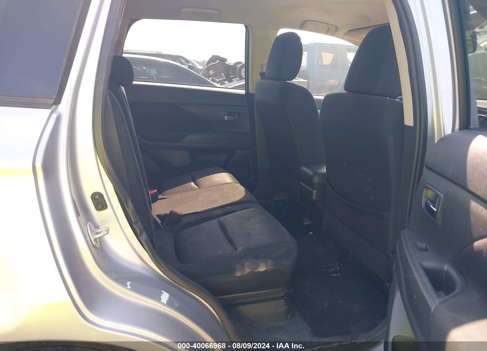 2014 MITSUBISHI OUTLANDER ES VIN: JA4AD2A34EZ014932