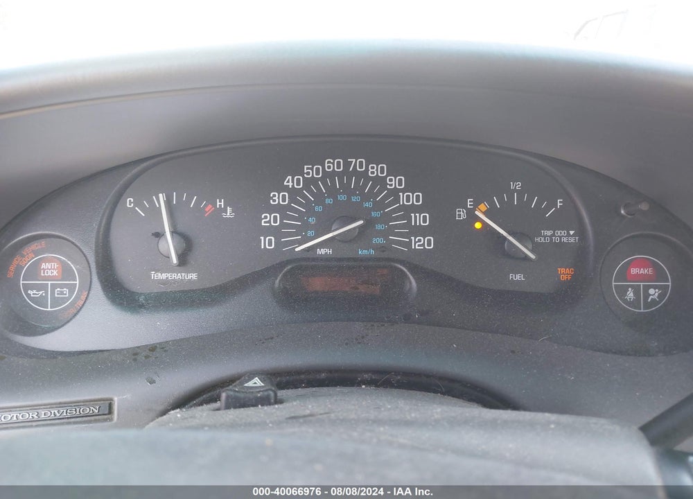 2002 BUICK CENTURY CUSTOM VIN: 2G4WS52J821149301