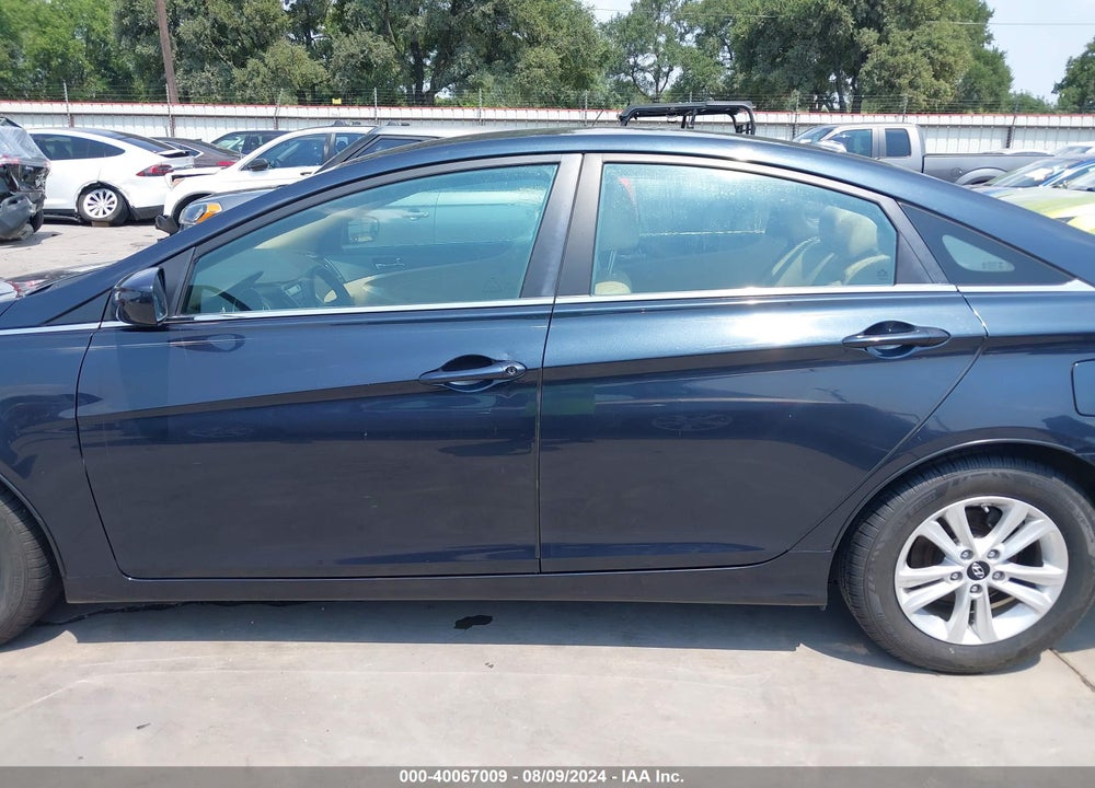 2013 HYUNDAI SONATA GLS VIN: 5NPEB4AC5DH783308