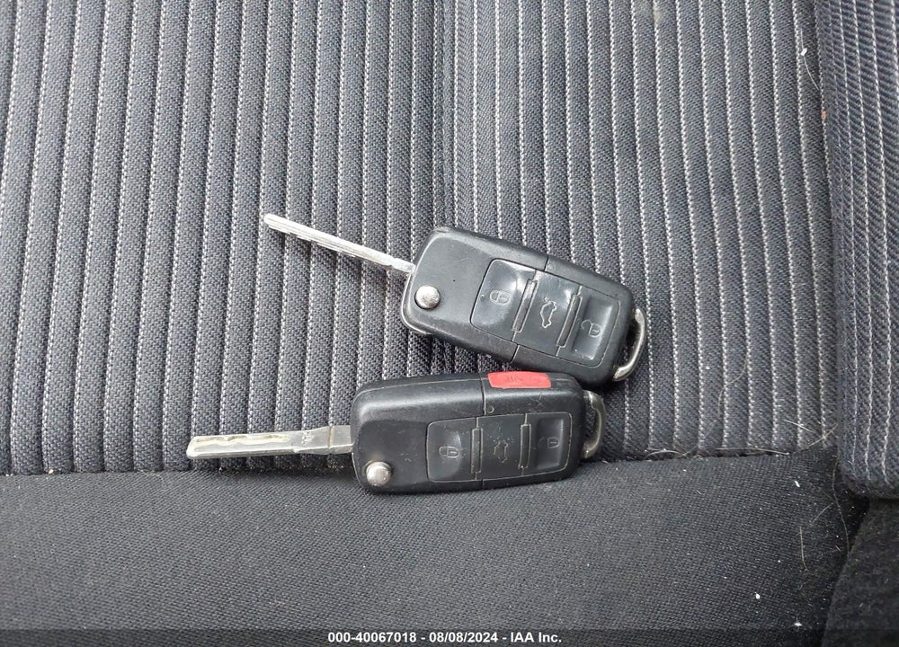 2004 VOLKSWAGEN JETTA VIN: 3VWVH69M54M016931