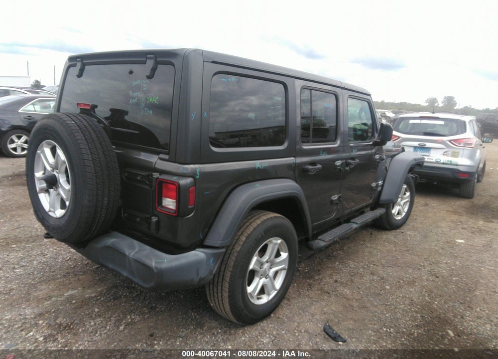 2019 JEEP WRANGLER UNLIMITED SPORT S 4X4 VIN: 1C4HJXDG4KW505569