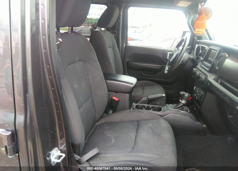 2019 JEEP WRANGLER UNLIMITED SPORT S 4X4 VIN: 1C4HJXDG4KW505569