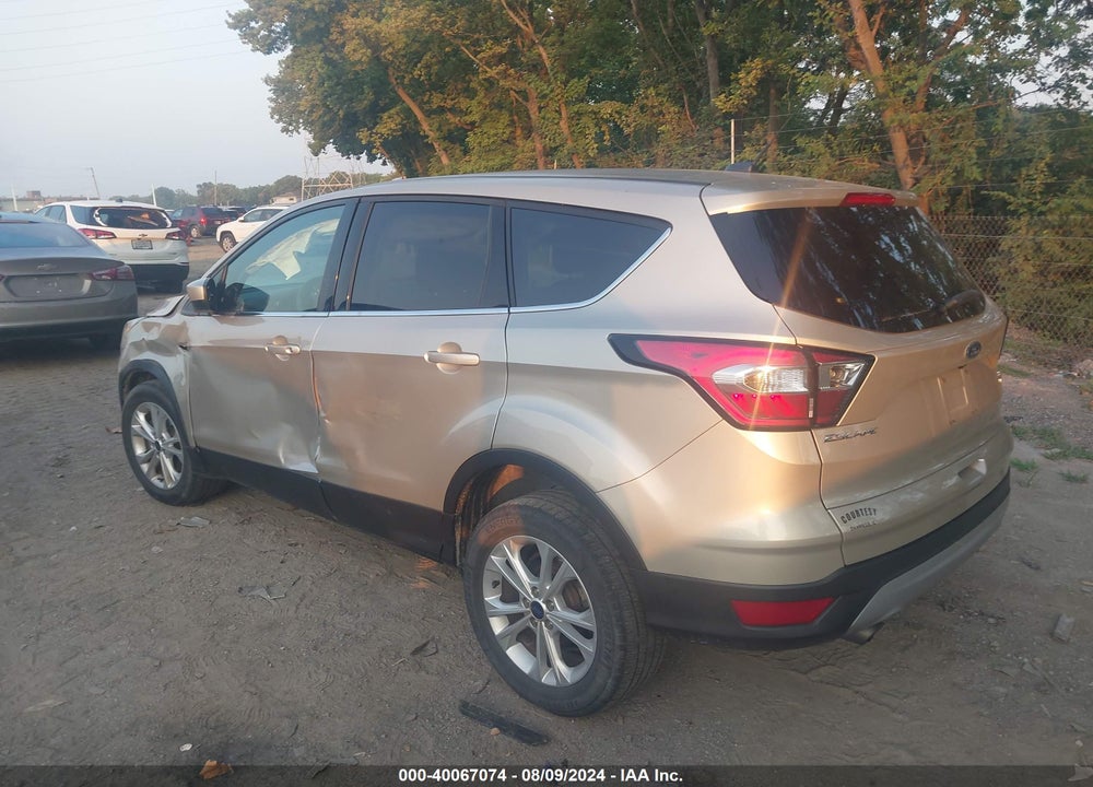2017 FORD ESCAPE SE VIN: 1FMCU9GD7HUC20802