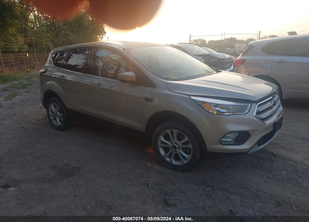2017 FORD ESCAPE SE VIN: 1FMCU9GD7HUC20802