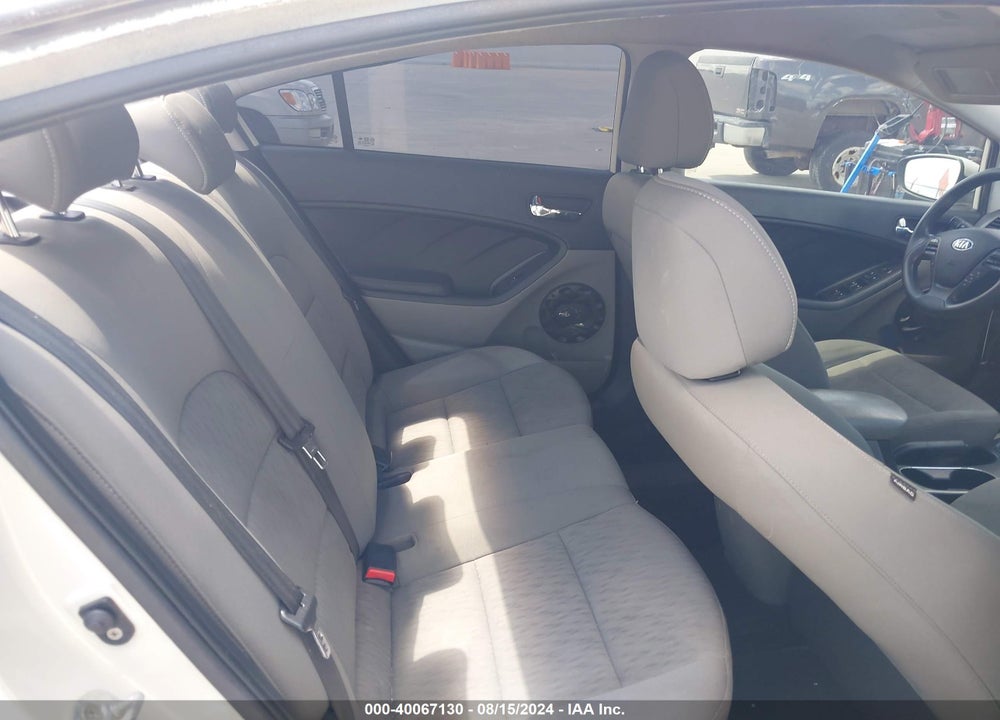 2015 KIA FORTE LX VIN: KNAFK4A66F5363300