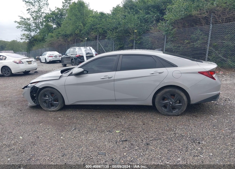 2021 HYUNDAI ELANTRA VIN: KMHLM4AG9MU153619