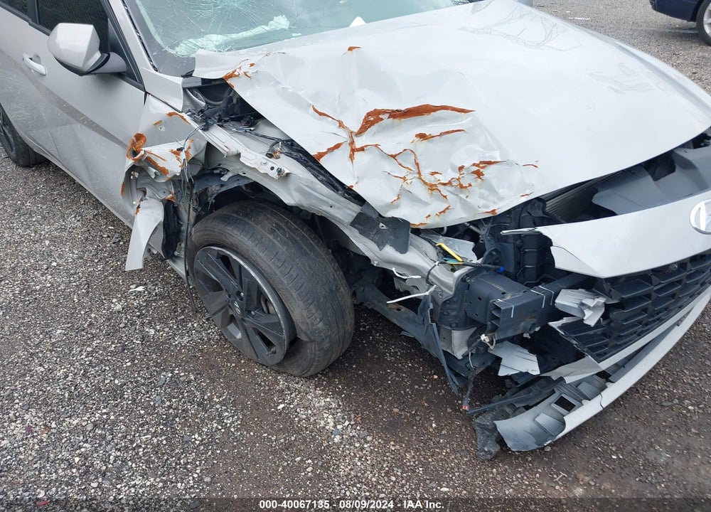 2021 HYUNDAI ELANTRA VIN: KMHLM4AG9MU153619