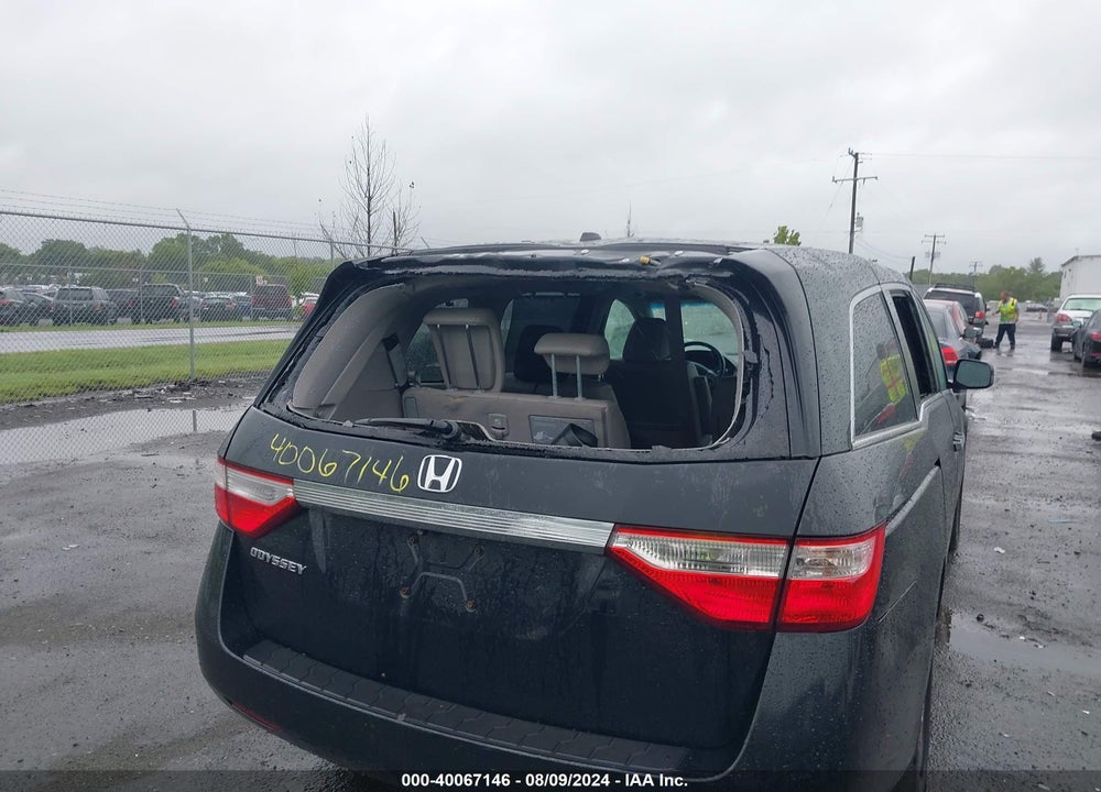 2011 HONDA ODYSSEY EX-L VIN: 5FNRL5H65BB038512