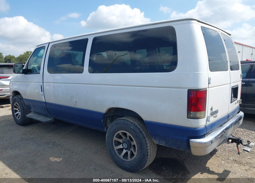 2011 FORD E-350 SUPER DUTY XLT VIN: 1FBNE3BL3BDA96139