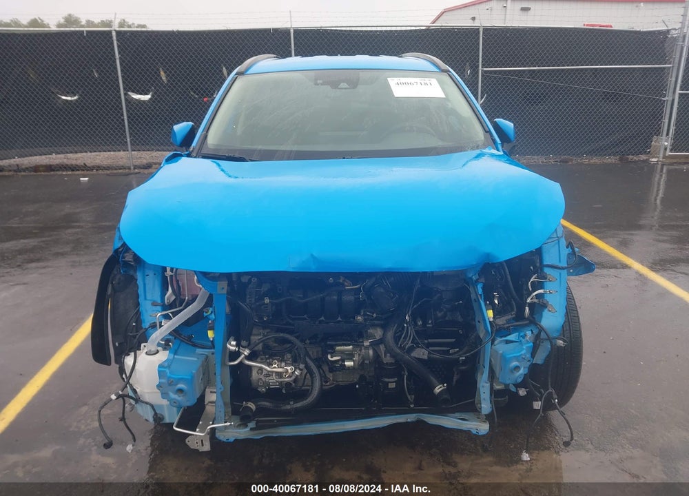 2021 TOYOTA RAV4 XLE VIN: JTMW1RFV7MD061326