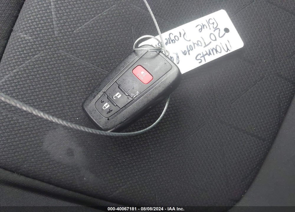 2021 TOYOTA RAV4 XLE VIN: JTMW1RFV7MD061326