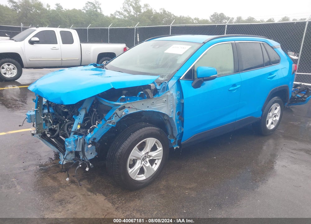 2021 TOYOTA RAV4 XLE VIN: JTMW1RFV7MD061326