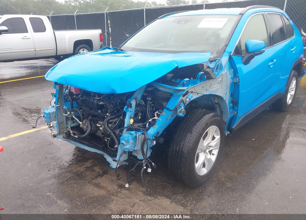 2021 TOYOTA RAV4 XLE VIN: JTMW1RFV7MD061326