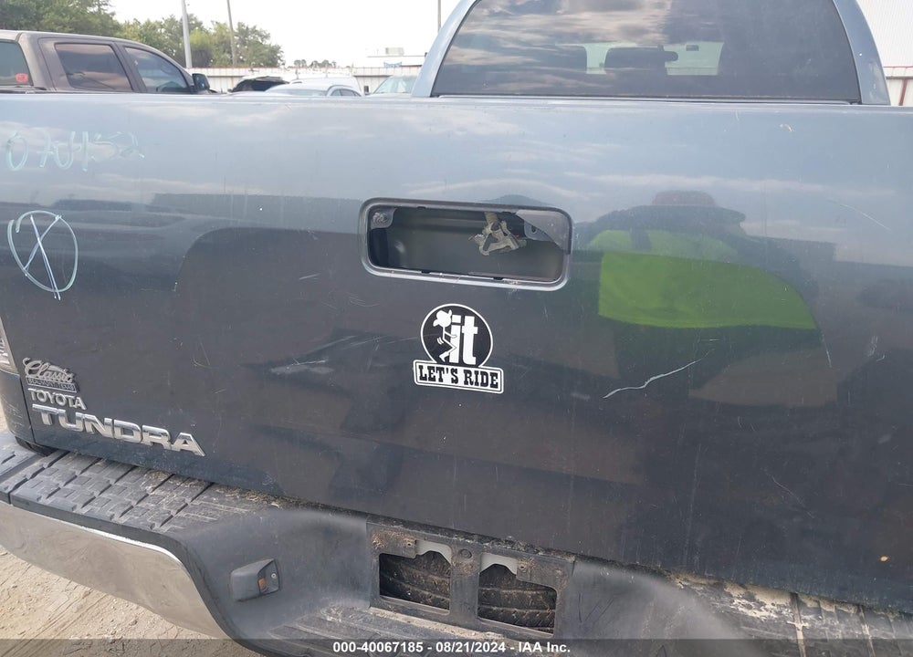 2009 TOYOTA TUNDRA GRADE 5.7L V8 VIN: 5TFRV54129X070452