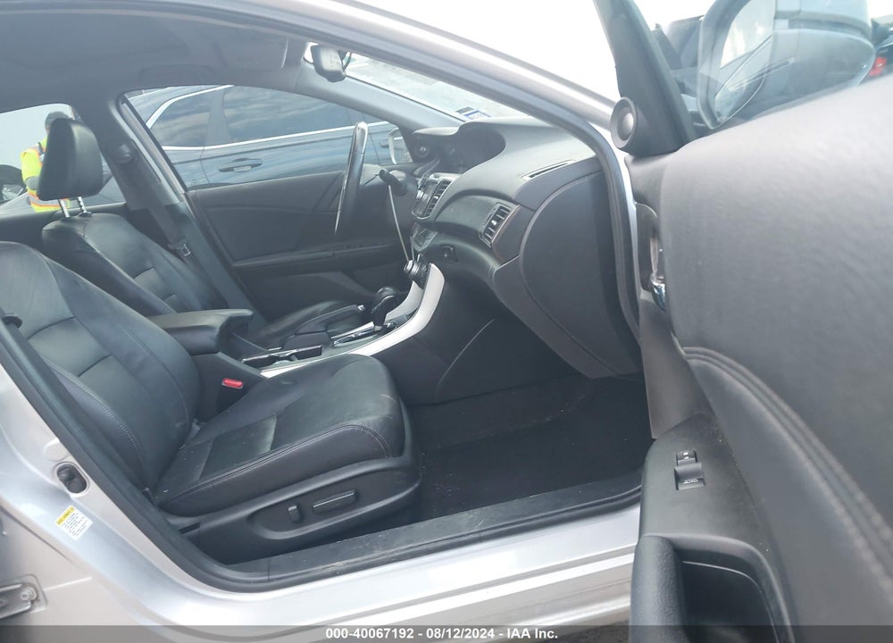 2014 HONDA ACCORD EX-L V-6 VIN: 1HGCR3F80EA021029