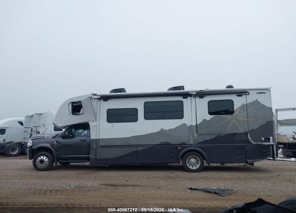 2022 RAM 5500 CHASSIS TRADESMAN/SLT VIN: 3C7WRNDL7NG329026