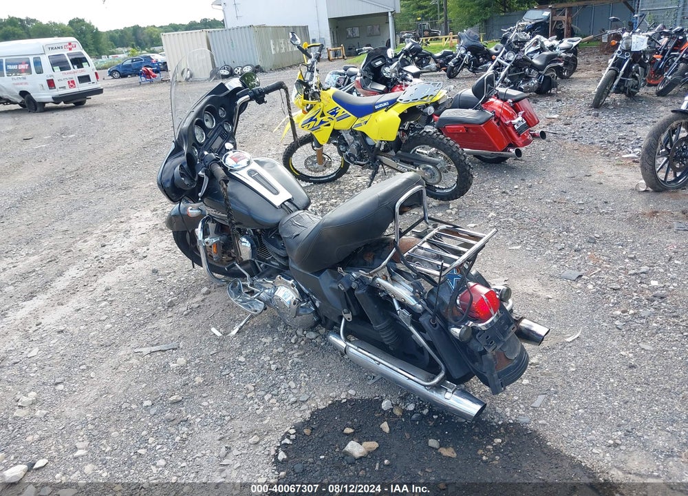 2009 HARLEY-DAVIDSON FLHX VIN: 1HD1KB4189Y649927
