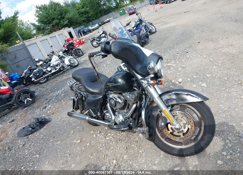 2009 HARLEY-DAVIDSON FLHX VIN: 1HD1KB4189Y649927