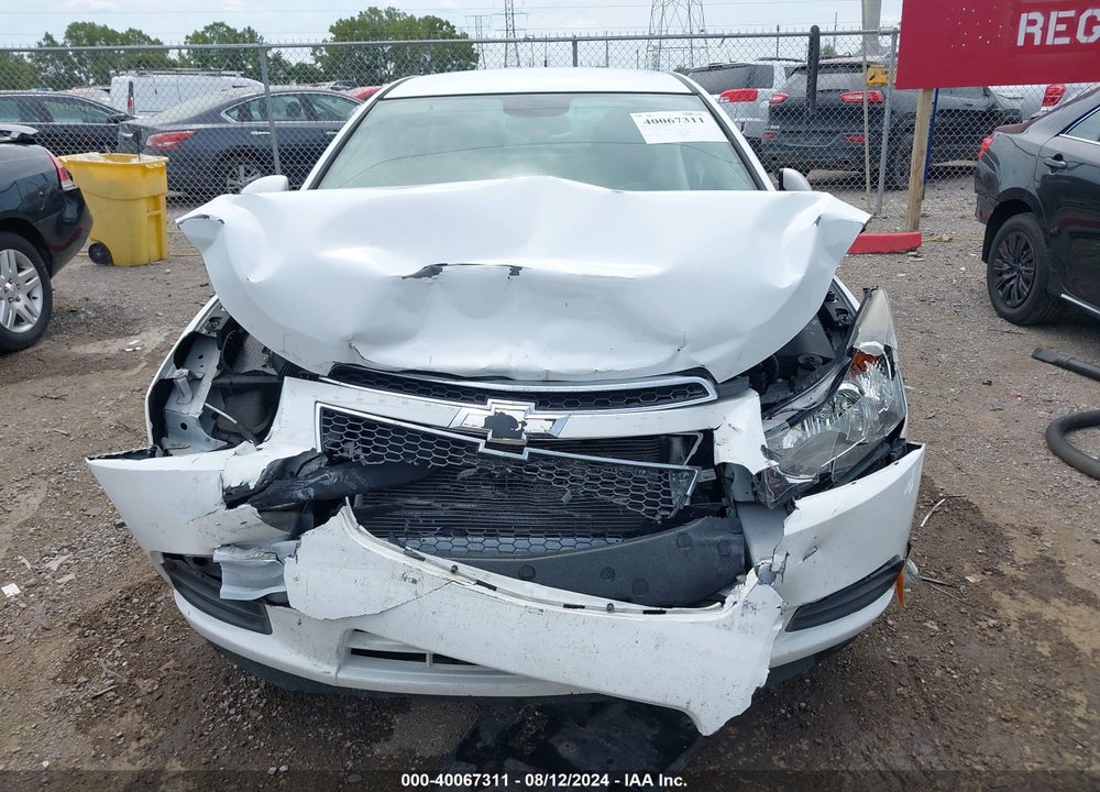 2014 CHEVROLET CRUZE 1LT AUTO VIN: 1G1PC5SB1E7438678